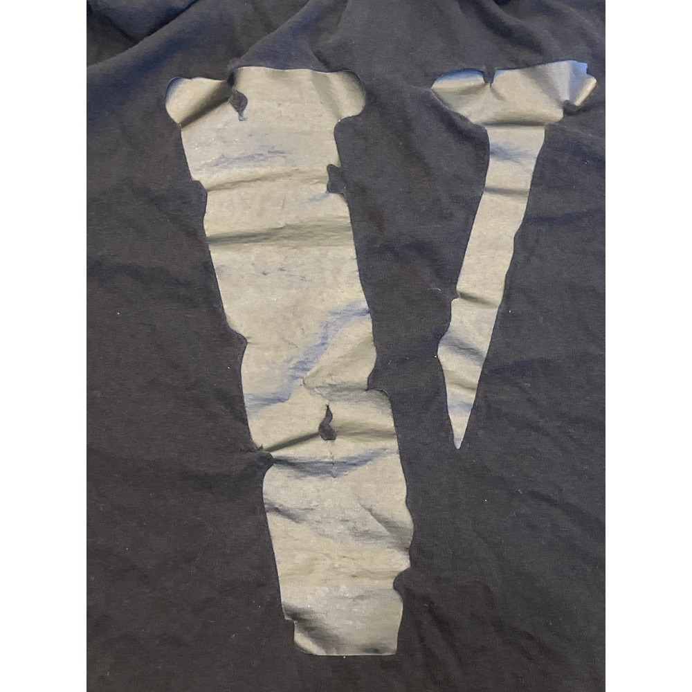 Vlone Friends- T-Shirt Black on Black Streetwear Graphic Tee Mens‎ Medium